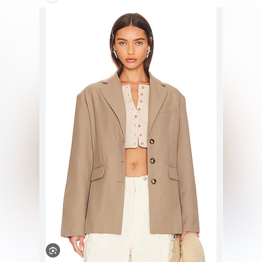 Oversized cinch waist blazer